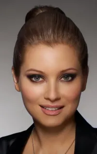 Лена Ленина